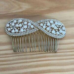 Silver Tone Rhinestone and Faux Pearls Hair Comb Hair Piece